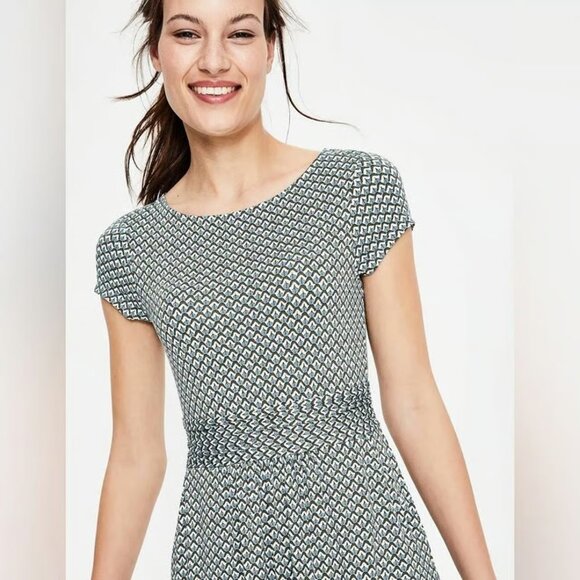 Boden Amelie Dress, Geo Print, with pockets, size 6P - Picture 1 of 10